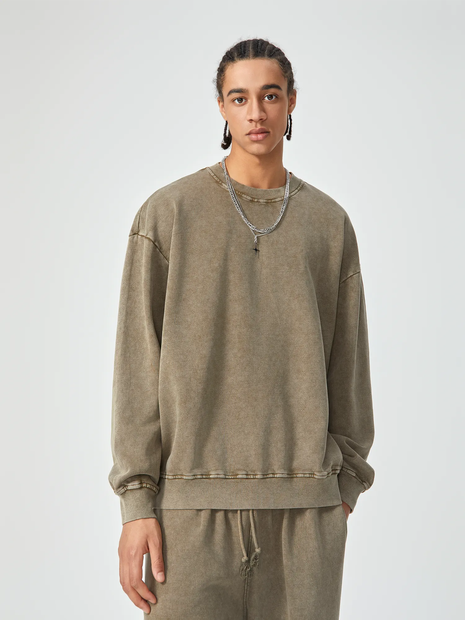 Vintage Distressed Oversized Khaki Crewneck Sweatshirt